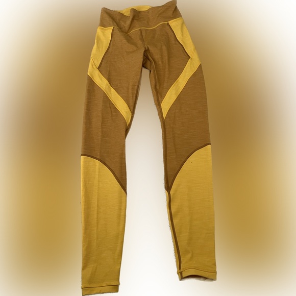 Lululemon leggings yellow - Picture 4 of 4